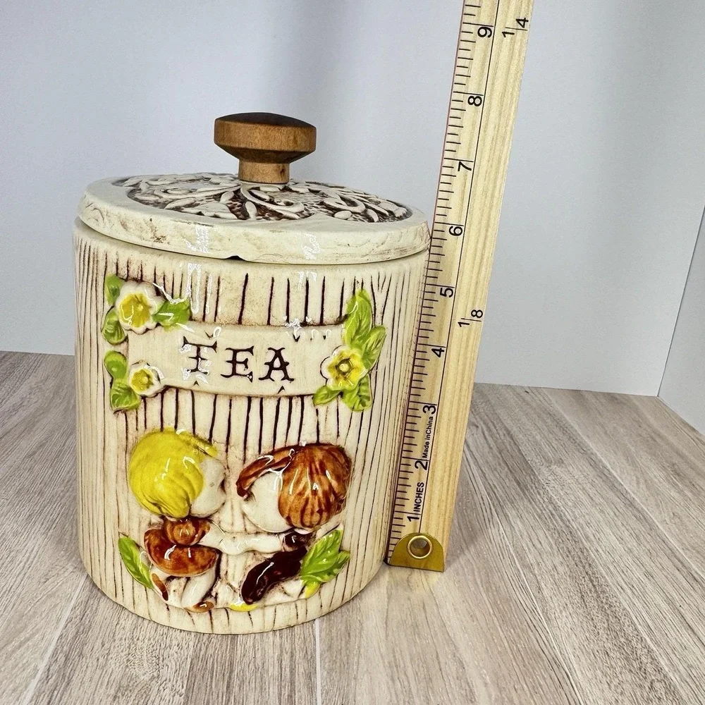 Vintage Treasure Craft Tea Canister Mushroom Floral Woodgrain‎ Ceramic USA